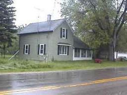 340 N Kettle Moraine Dr., Slinger, WI 53086