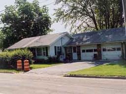 227 W Capitol Dr., Hartland, WI 53029