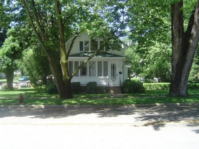 202 N Lincoln St, Elkhorn, WI 53121