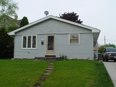 8010 W Medford Ave, Milwaukee, WI 53218