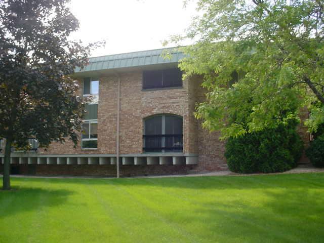 4073 W Rivers Edge Cir. #2, Brown Deer, WI 53209