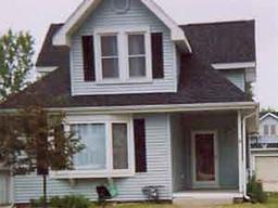 108 Buchanan St, Slinger, WI 53086