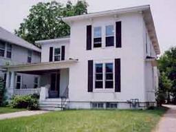 311 W Wisconsin Ave., Oconomowoc, WI 53066