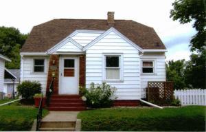 1833 Farnam St, La Crosse, WI 54601
