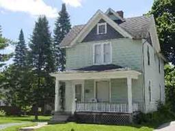 431 Dunbar Ave., Waukesha, WI 53186