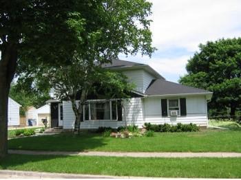 8216 W Holt Ave., Milwaukee, WI 53219