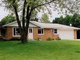 3520 W Abbott Ave., Greenfield, WI 53221