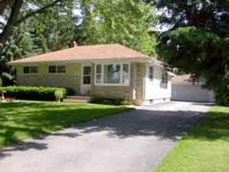 619 Belshire Dr., Hartland, WI 53029
