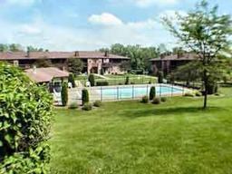 400 Park Hill Dr. #A, Pewaukee, WI 53072