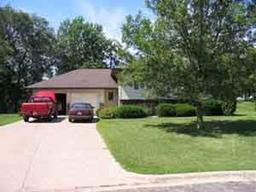 521 Bluebird Ct. #523, Onalaska, WI 54650