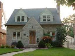 2543 N Lefeber Ave., Wauwatosa, WI 53213