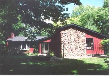 6036 N Sunny Point Rd., Glendale, WI 53209
