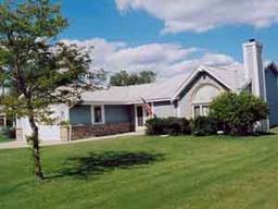 8324 S 51st St., Franklin, WI 53132