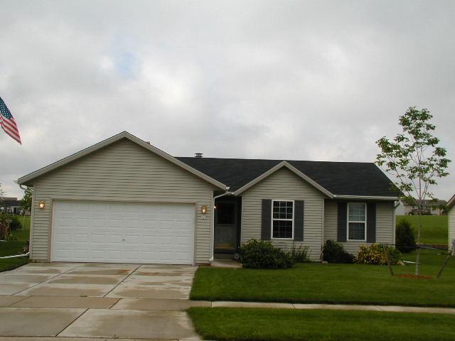 524 Broadmoore Dr., Hartford, WI 53027