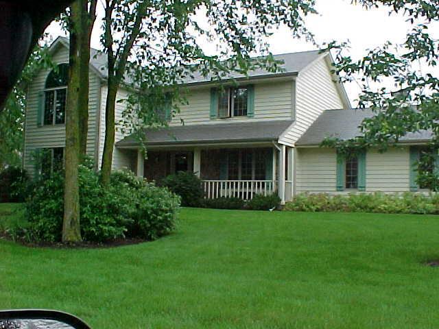 5285 N St. Andrews Ct. #W142, Menomonee Falls, WI 53051