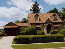 1030 Birchwood Dr., West Bend, WI 53095