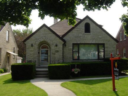2924 S 38th, Milwaukee, WI 53215