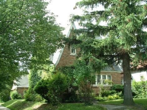 8303 Portland Ave, Wauwatosa, WI 53213