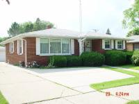 2302 22nd Ave., Kenosha, WI 53140
