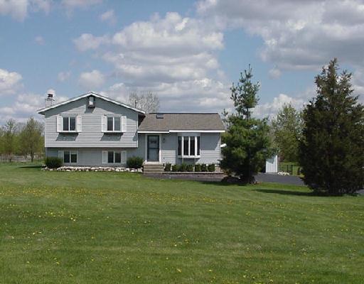 8725 312th Ave., Salem, WI 53105