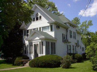 102 Pearl Ave., Mukwonago, WI 53149