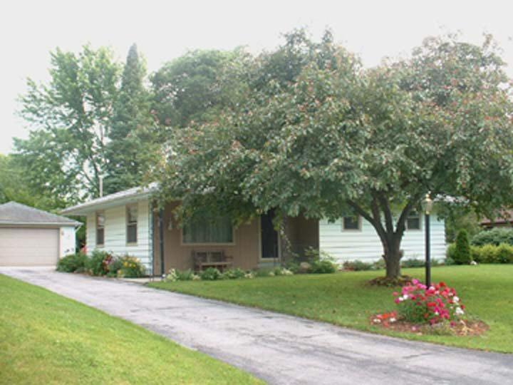 4415 W Dunwood Rd, Brown Deer, WI 53223