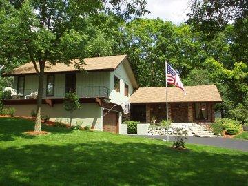 2550 Normandy Ln., Wauwatosa, WI 53226
