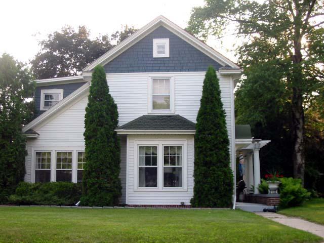 2122 N 7th St., Sheboygan, WI 53081