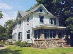 182 N Fremont St., Whitewater, WI 53190
