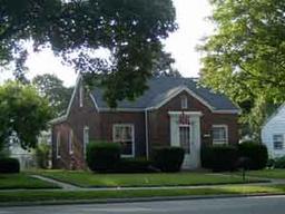 1525 Lathrop Ave., Racine, WI 53405