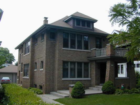 2163 N 64th #2165, Wauwatosa, WI 53213