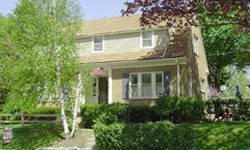 7112 W Lloyd, Wauwatosa, WI 53213