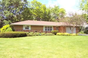48 Robin Hill, Mount Pleasant, WI 53406