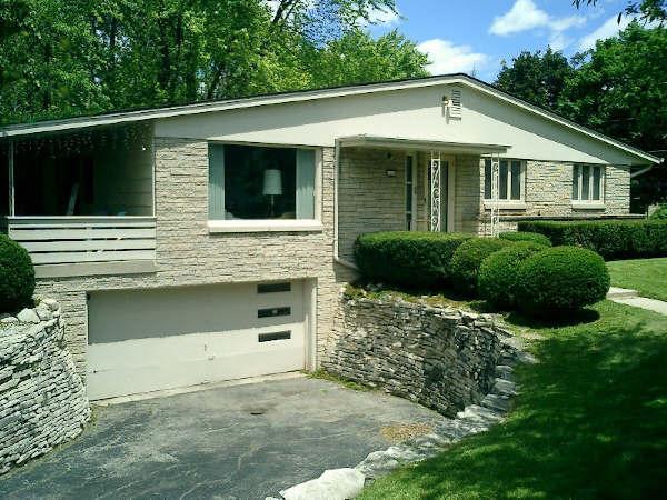 2324 N 119th, Wauwatosa, WI 53226