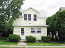 1310 Charles St., La Crosse, WI 54603