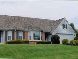 10707 N Magnolia Dr., Mequon, WI 53092