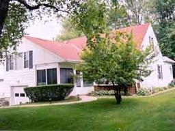 7412 N Santa Monica Blvd., Fox Point, WI 53217