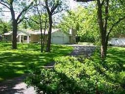 29860 W Oakwood Grove #N28, Delafield, WI 53072