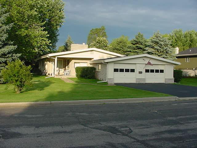 649 Gerard, Elkhorn, WI 53121