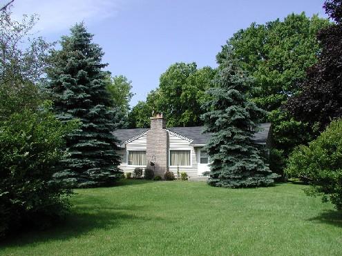 532 S Green Bay Rd., Mount Pleasant, WI 53406