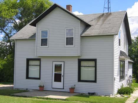 13015 Steinthal Rd., Schleswig, WI 53042