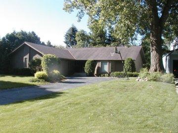 3447 N Menomonee Riv, Wauwatosa, WI 53222