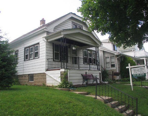 3161 S Adams, Milwaukee, WI 53207