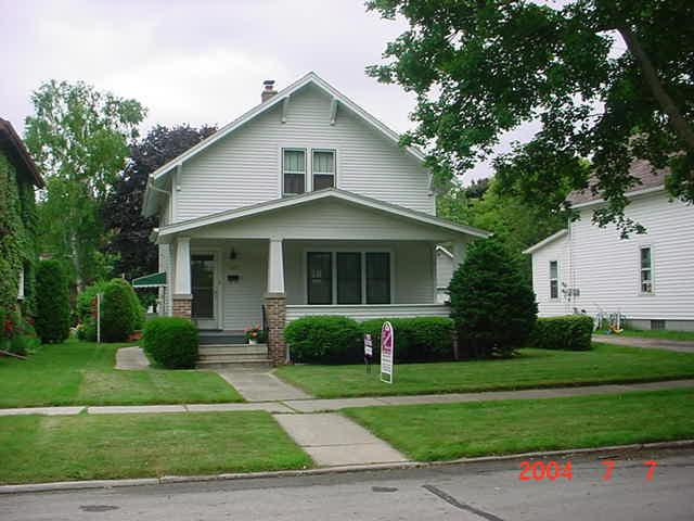 2625 N 8th St., Sheboygan, WI 53083