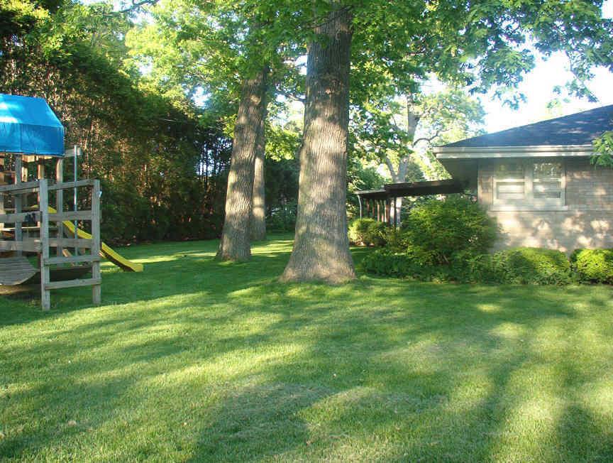 1906 90th St., Pleasant Prairie, WI 53143