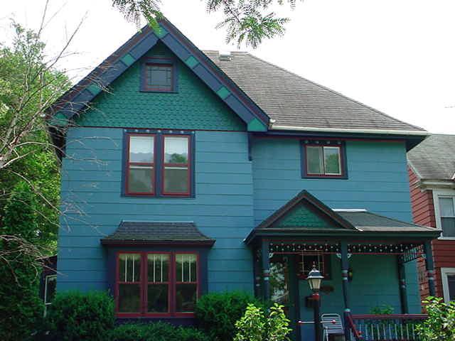 1230 Ferry St., La Crosse, WI 54601