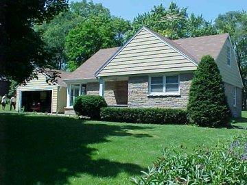 3605 Fiebrantz Dr., Brookfield, WI 53005