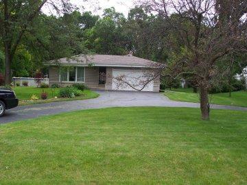 11921 W Elmwood Dr., Franklin, WI 53132