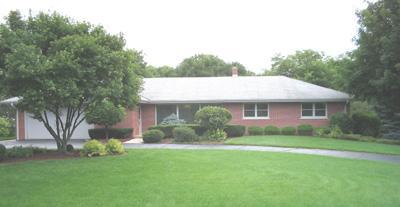 3280 Hidden Hills Dr., Brookfield, WI 53005