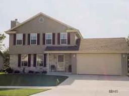 1661 Falcon Dr, Hartford, WI 53027